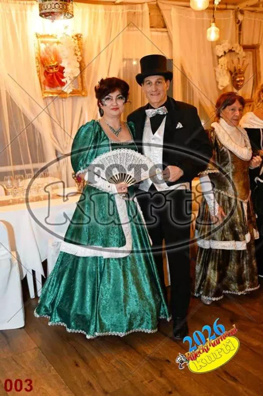 24.01. Bal Krinolina 3 - FotoKurti