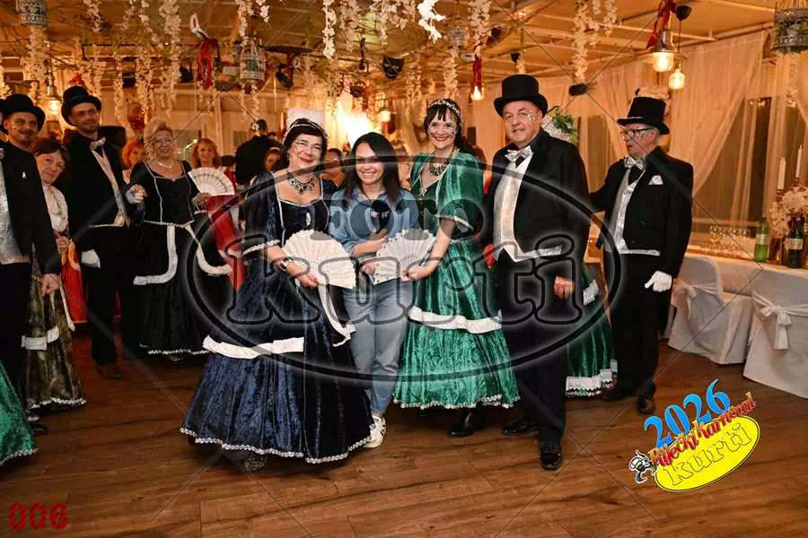 24.01. Bal Krinolina 6 - FotoKurti