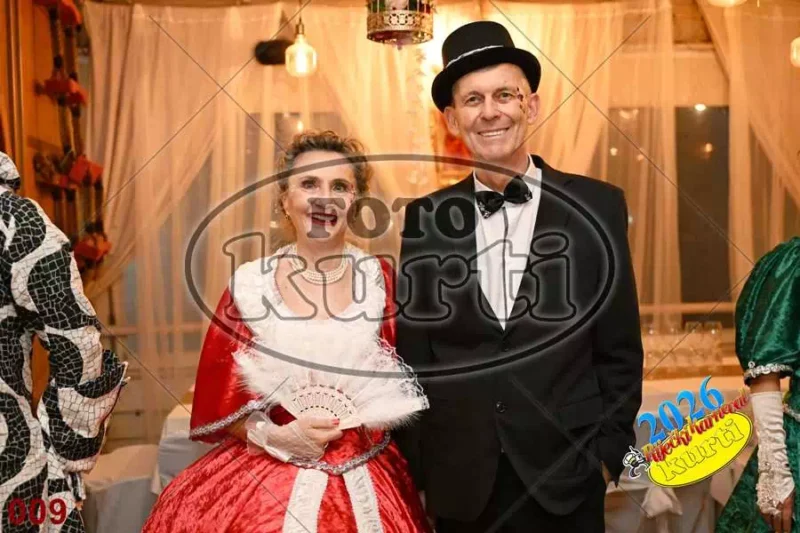 24.01. Bal Krinolina 9 - FotoKurti