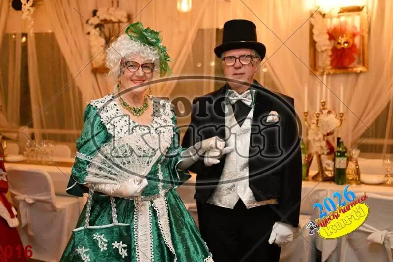 24.01. Bal Krinolina 4 - FotoKurti