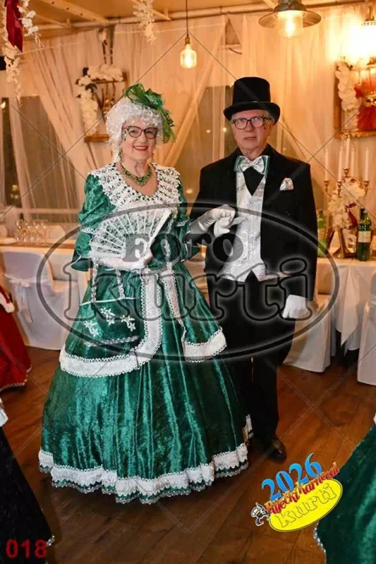 24.01. Bal Krinolina 6 - FotoKurti