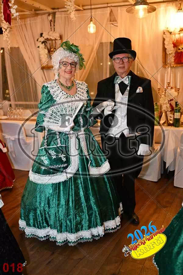 24.01. Bal Krinolina 6 - FotoKurti