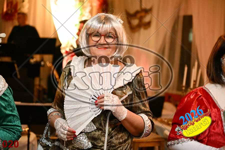 24.01. Bal Krinolina 8 - FotoKurti