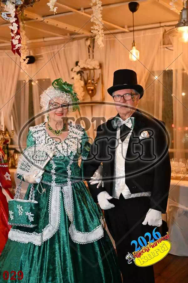 24.01. Bal Krinolina 5 - FotoKurti
