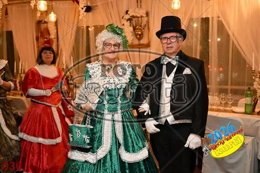 24.01. Bal Krinolina 6 - FotoKurti