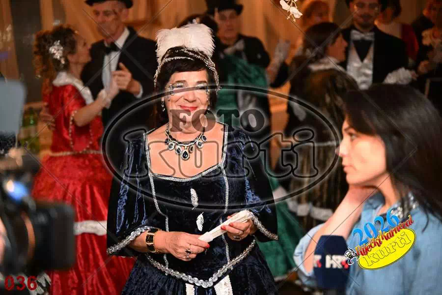 24.01. Bal Krinolina 12 - FotoKurti