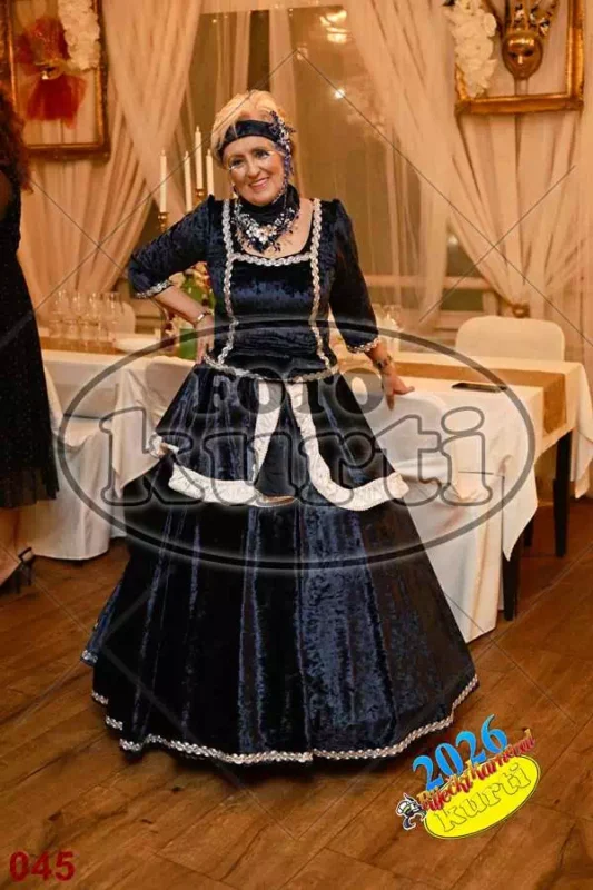 24.01. Bal Krinolina 9 - FotoKurti