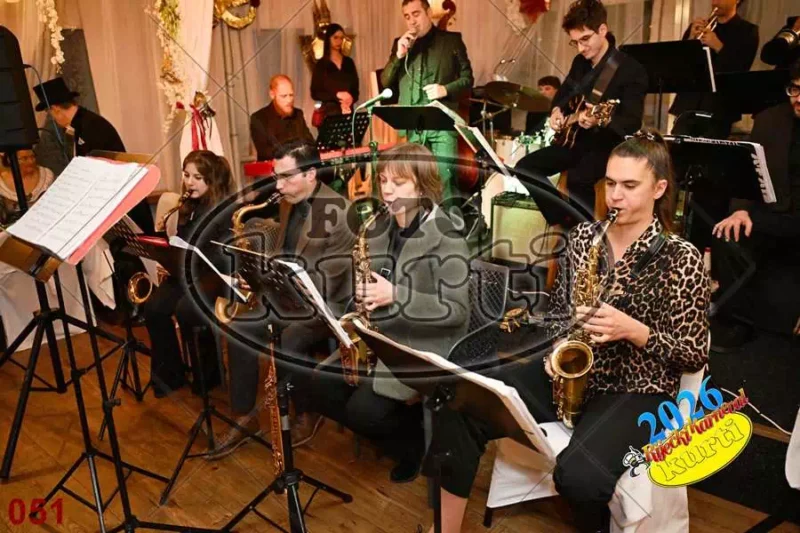 24.01. Bal Krinolina 3 - FotoKurti
