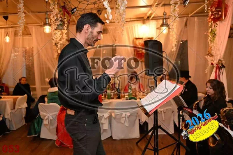 24.01. Bal Krinolina 5 - FotoKurti