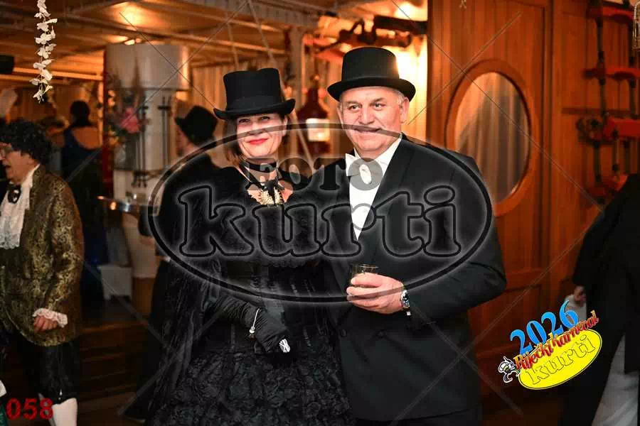 24.01. Bal Krinolina 10 - FotoKurti