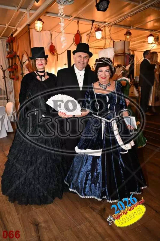 24.01. Bal Krinolina 6 - FotoKurti