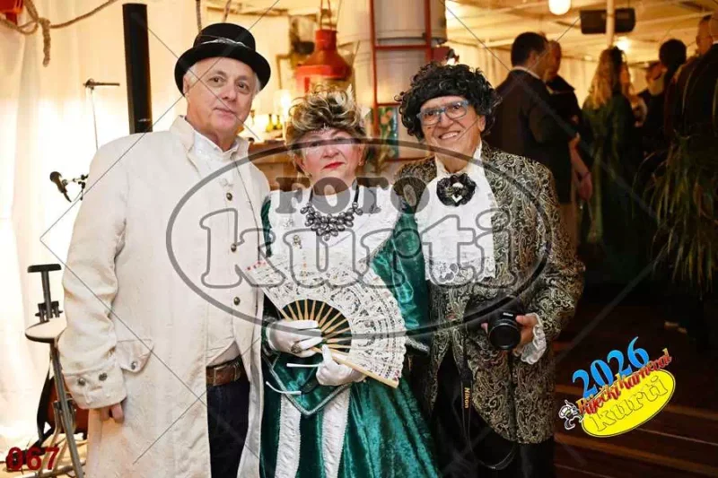 24.01. Bal Krinolina 7 - FotoKurti