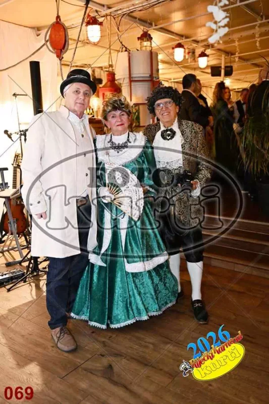24.01. Bal Krinolina 9 - FotoKurti