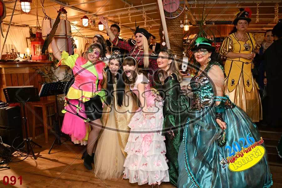 24.01. Bal Krinolina 7 - FotoKurti