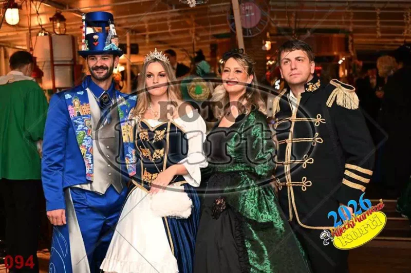24.01. Bal Krinolina 10 - FotoKurti