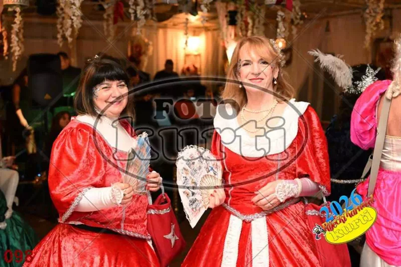 24.01. Bal Krinolina 2 - FotoKurti
