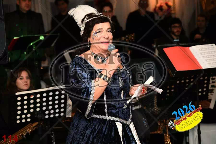 24.01. Bal Krinolina 6 - FotoKurti