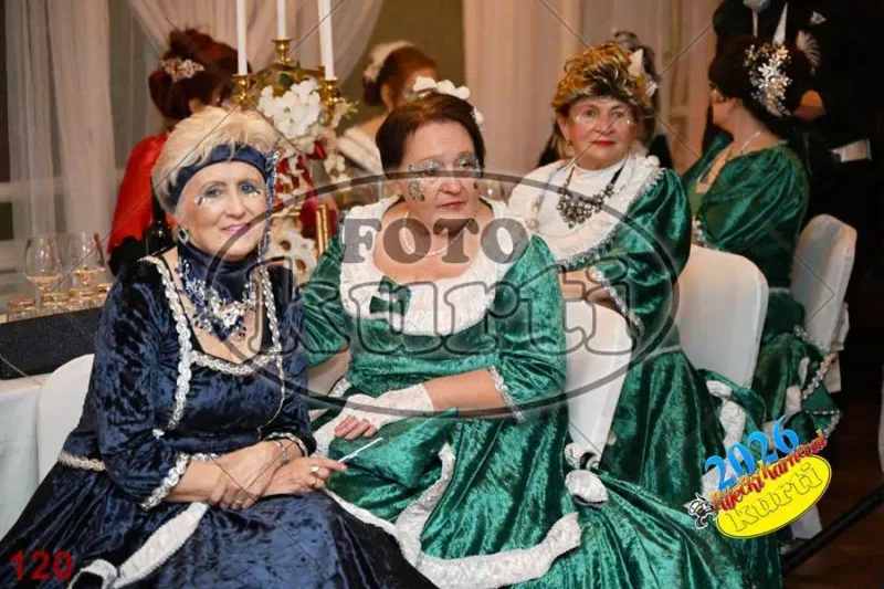 24.01. Bal Krinolina 12 - FotoKurti