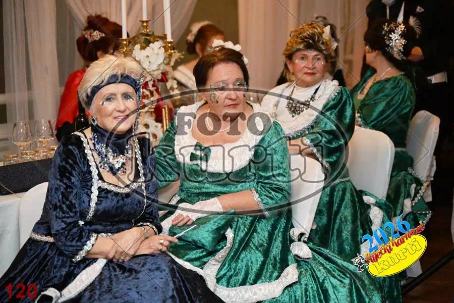 24.01. Bal Krinolina 12 - FotoKurti