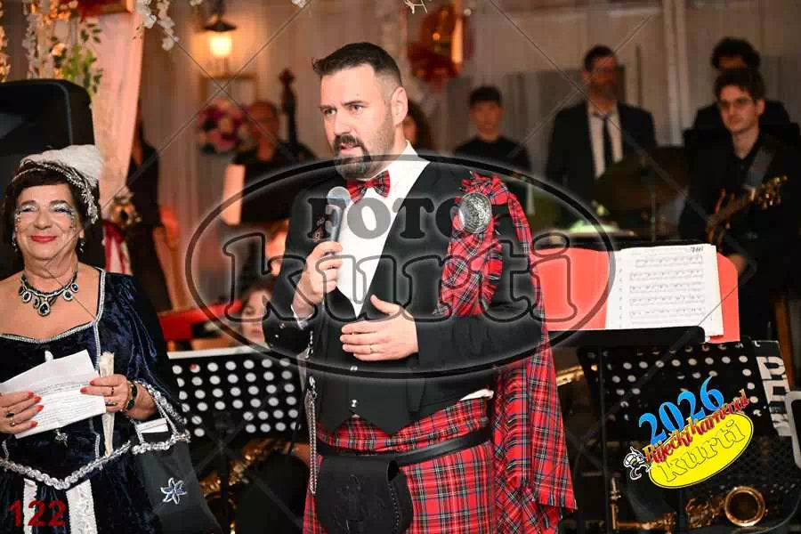 24.01. Bal Krinolina 2 - FotoKurti