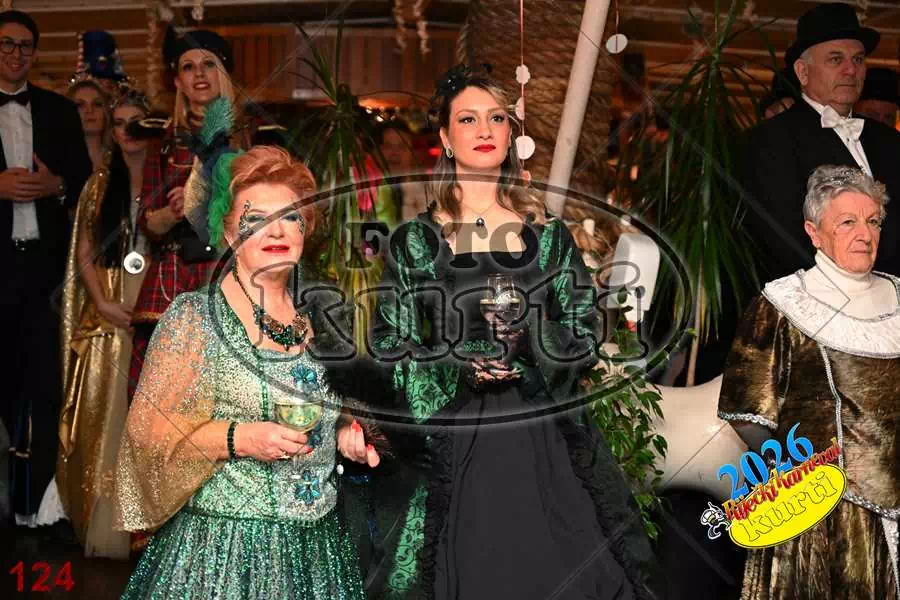 24.01. Bal Krinolina 4 - FotoKurti