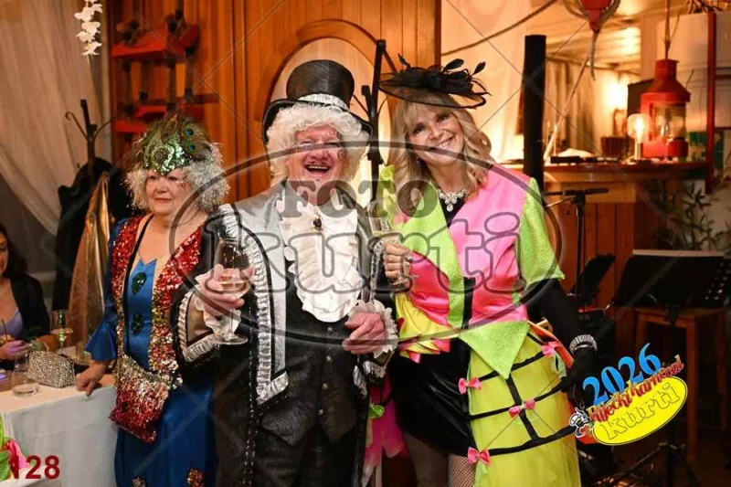 24.01. Bal Krinolina 8 - FotoKurti
