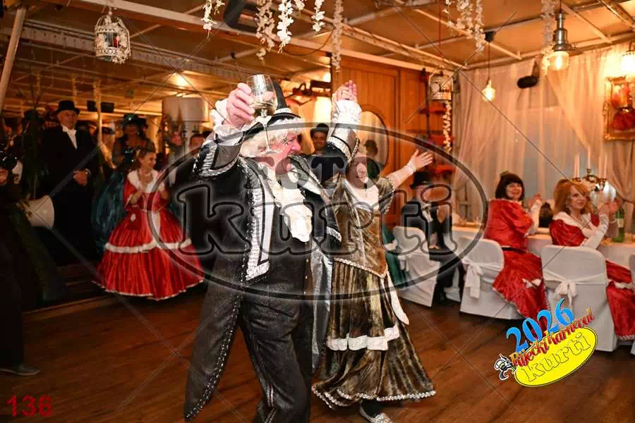 24.01. Bal Krinolina 4 - FotoKurti
