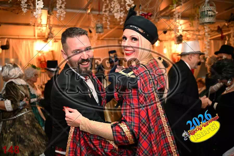 24.01. Bal Krinolina 4 - FotoKurti