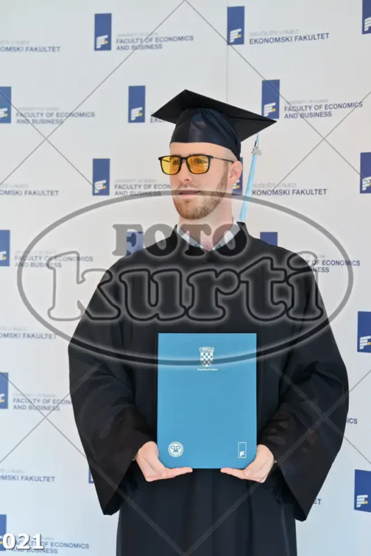 09:30h 9 - FotoKurti