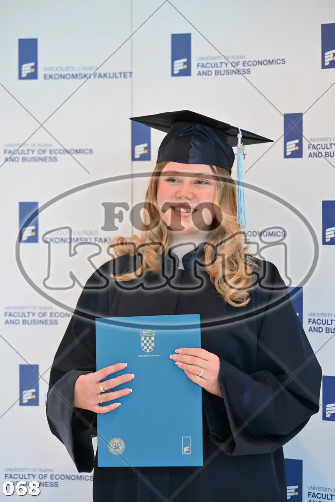 09:30h 8 - FotoKurti