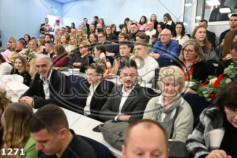 11:30h 12 - FotoKurti