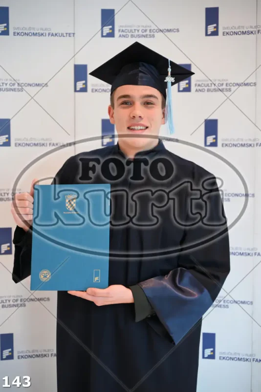 09:30h 11 - FotoKurti
