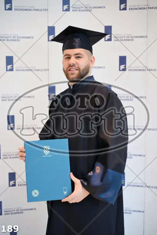 09:30h 9 - FotoKurti