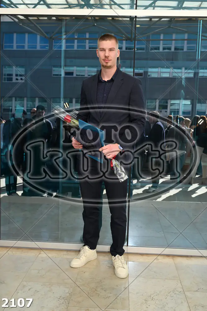 11:30h 8 - FotoKurti