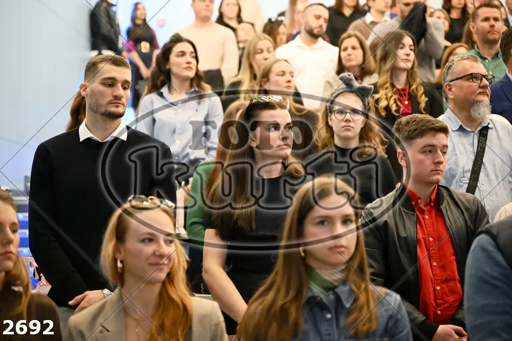 13:30h 12 - FotoKurti