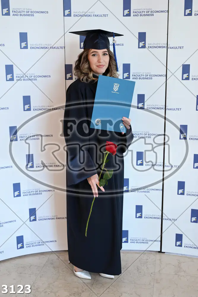 15:30h 11 - FotoKurti