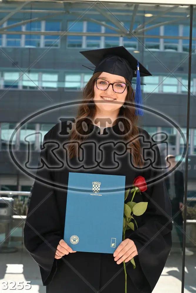 15:30h 11 - FotoKurti
