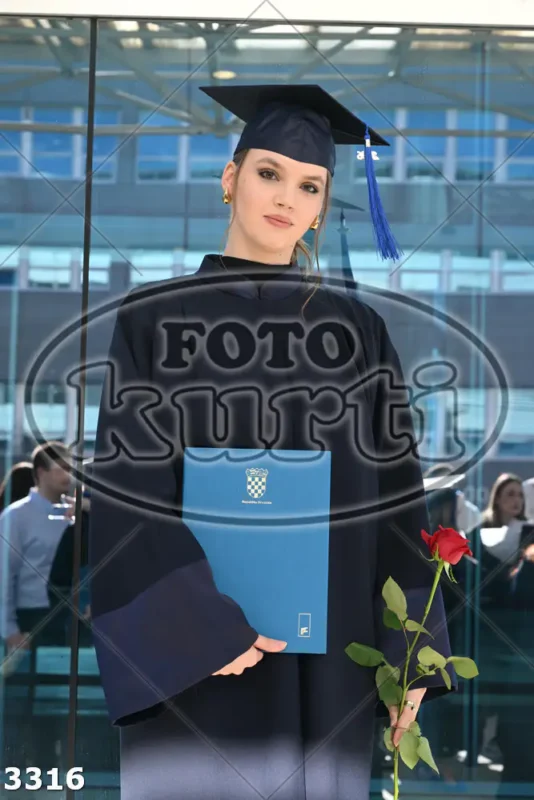 15:30h 12 - FotoKurti