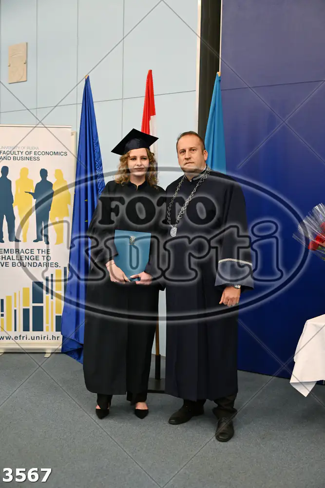 15:30h 11 - FotoKurti