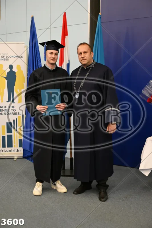 15:30h 8 - FotoKurti