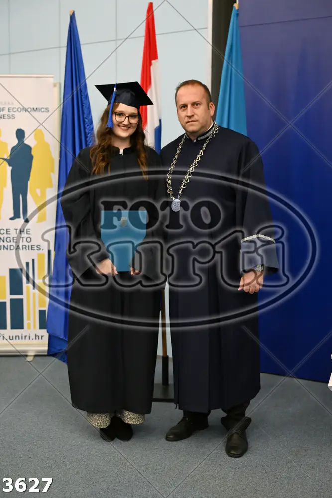 15:30h 11 - FotoKurti