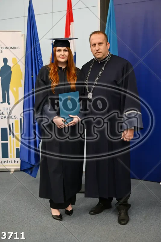 15:30h 11 - FotoKurti
