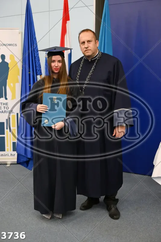 15:30h 12 - FotoKurti