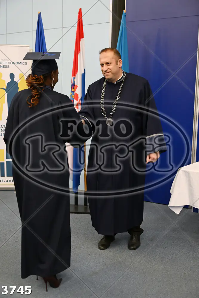 15:30h 9 - FotoKurti