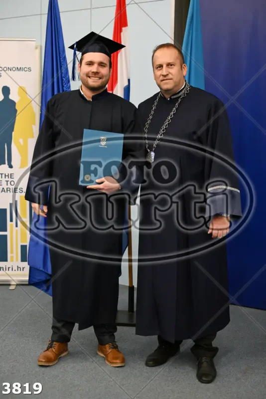 15:30h 11 - FotoKurti