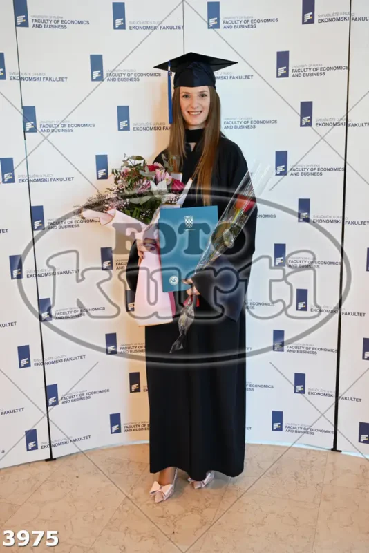 15:30h 11 - FotoKurti