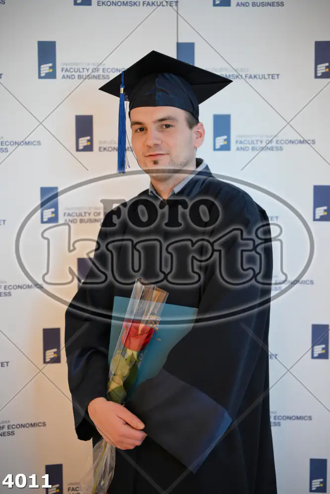 15:30h 11 - FotoKurti