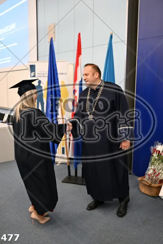09:30h 9 - FotoKurti