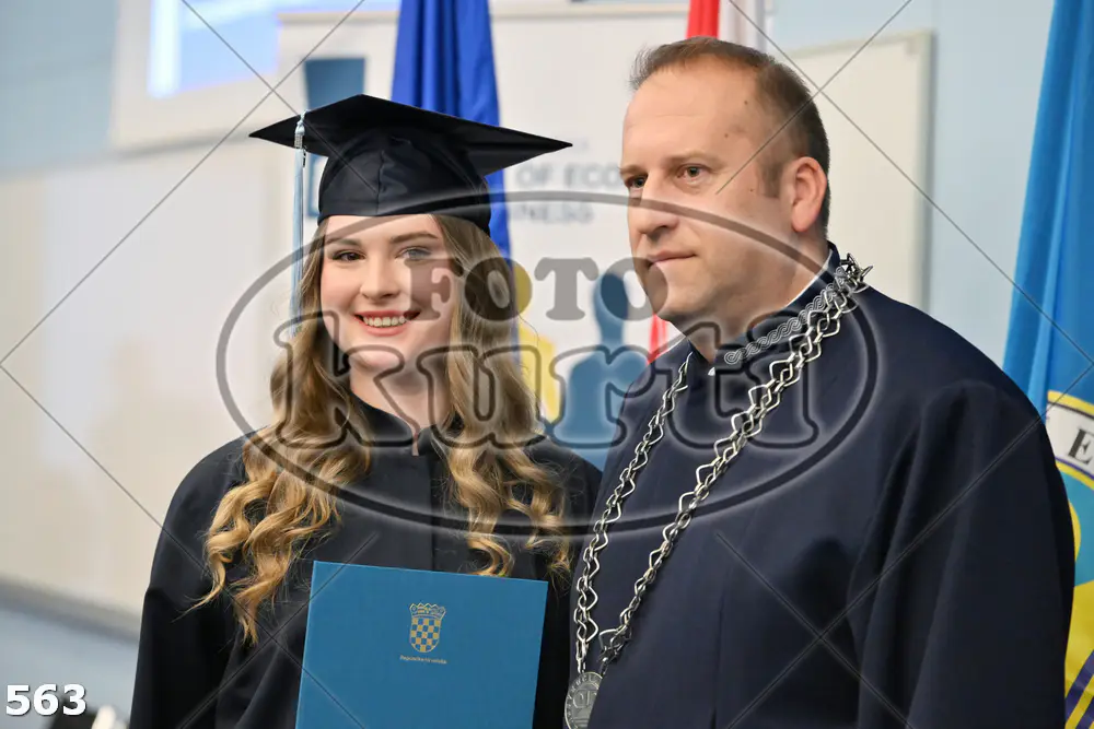 09:30h 11 - FotoKurti