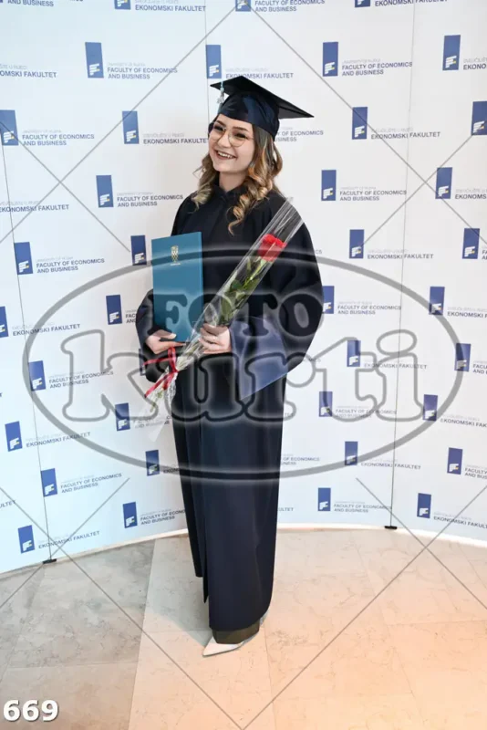 09:30h 9 - FotoKurti
